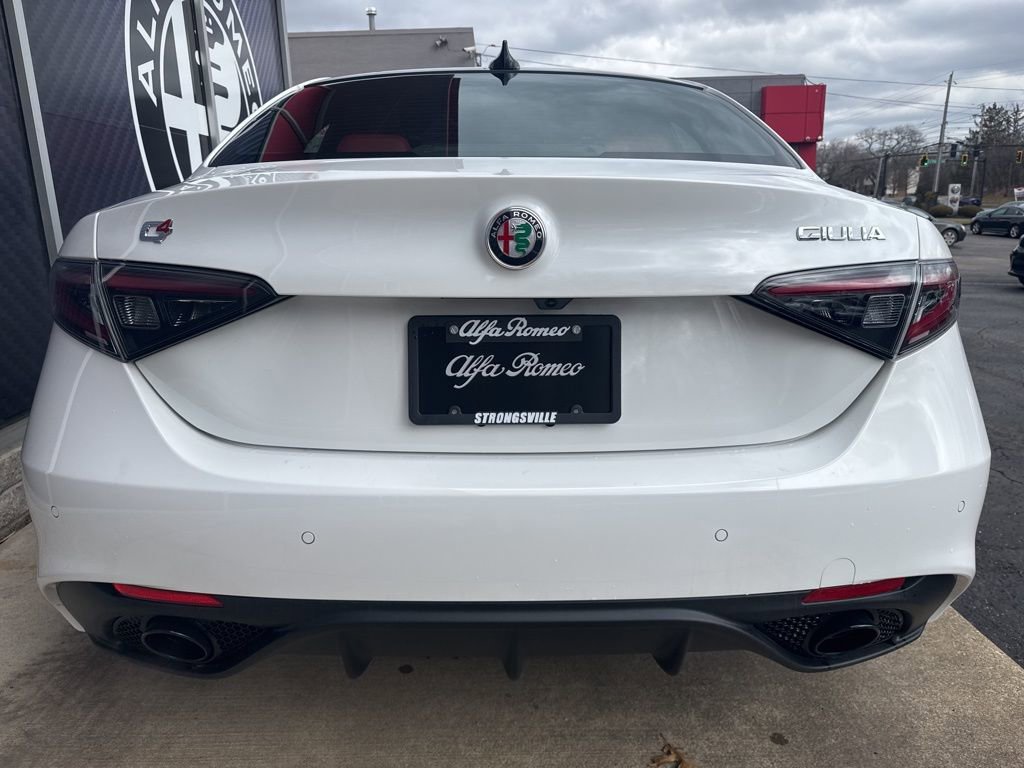New 2026 Alfa Romeo Giulia AWD image 6