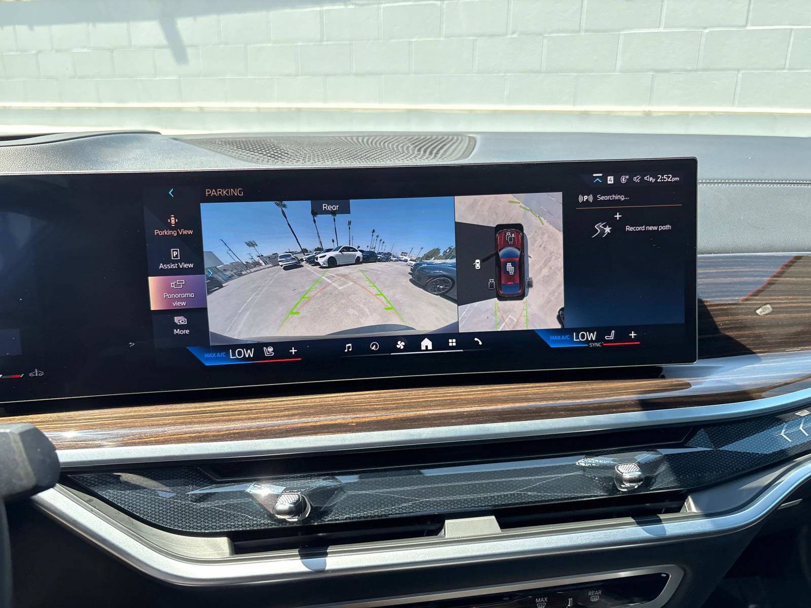 Used 2025 BMW X6 xDrive40i AWD/4WD image 24