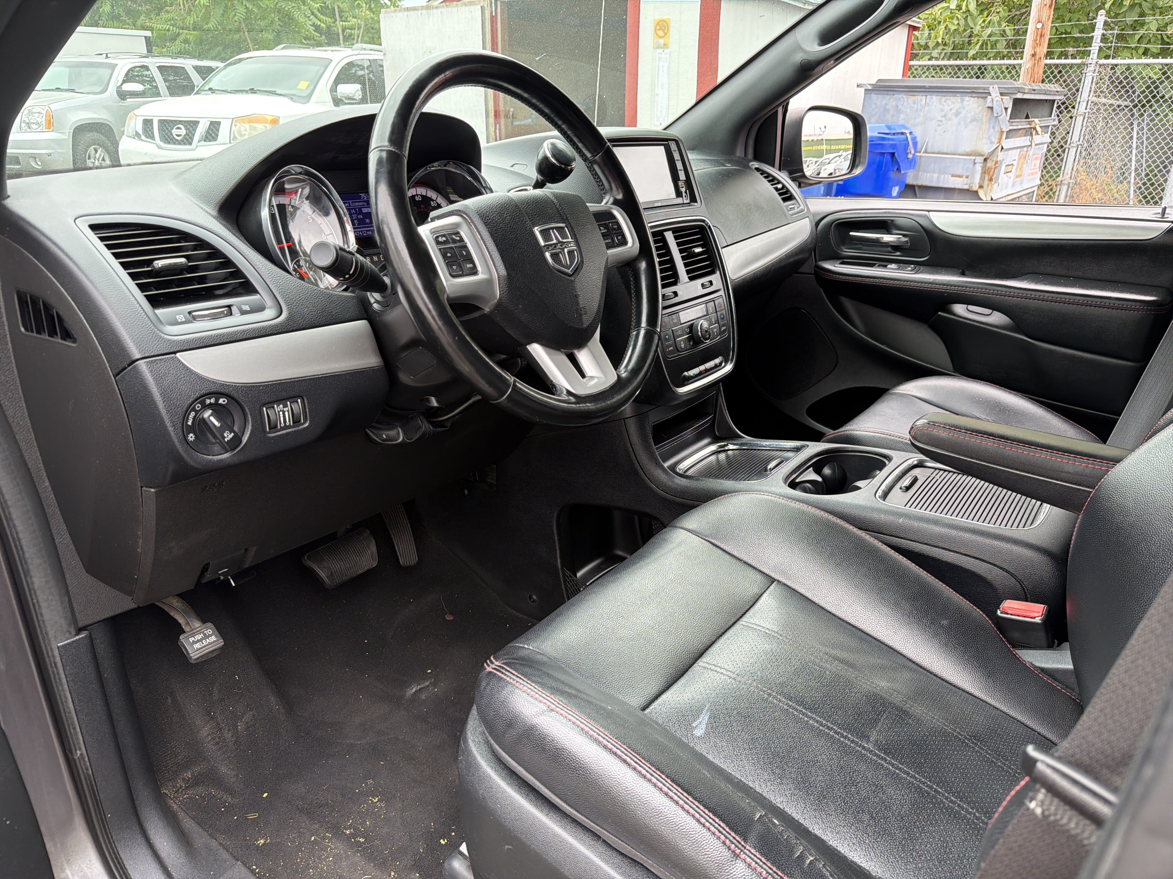 Used 2020 Dodge Grand Caravan GT FWD image 7