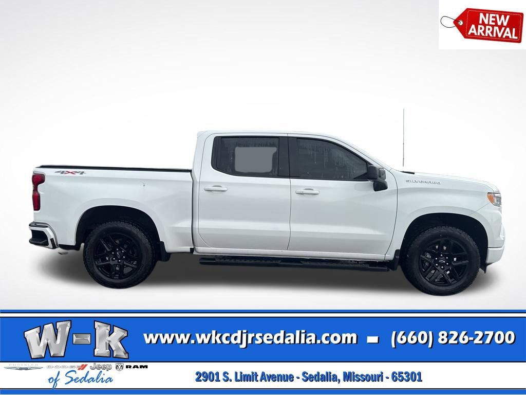 Used 2022 Chevrolet Silverado 1500 RST w/ Protection Package AWD/4WD image 3