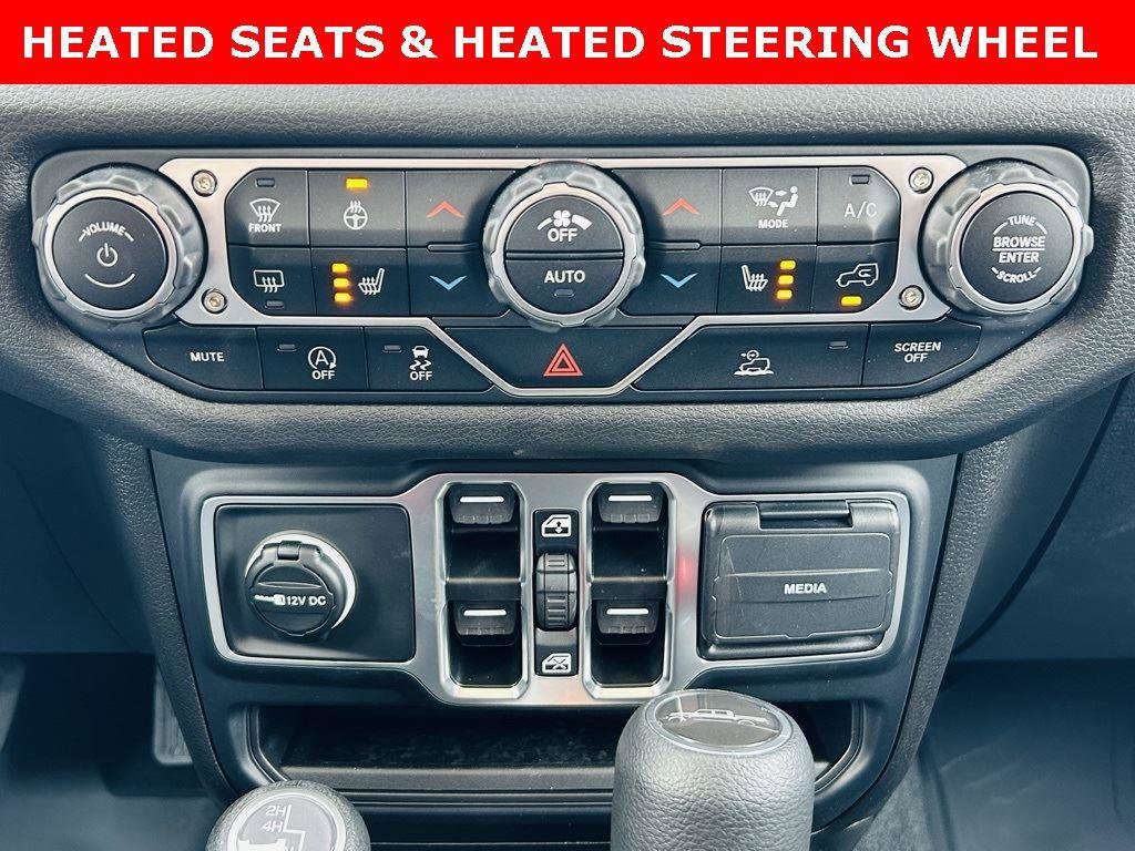 New 2025 Jeep Gladiator Sport image 5