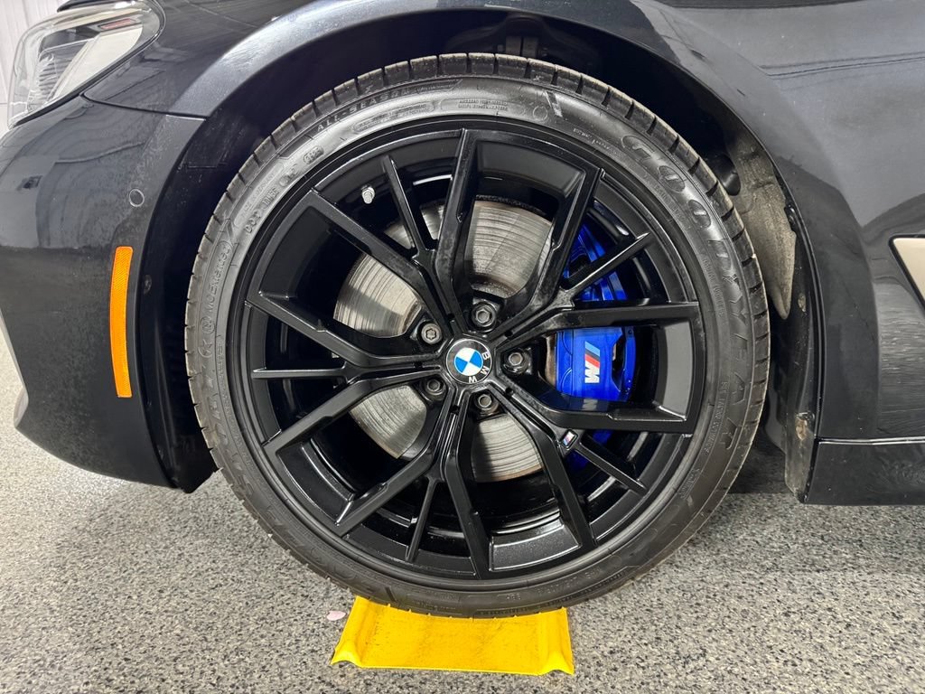 Used 2023 BMW M550i xDrive AWD/4WD image 21