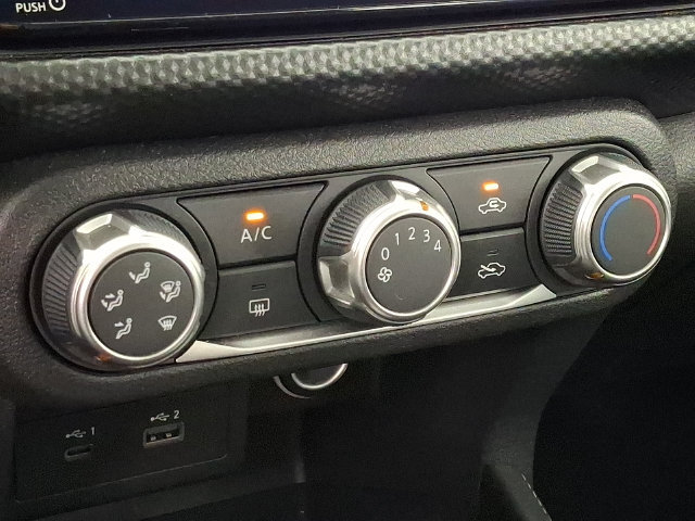 Used 2023 Nissan Kicks SV FWD image 17
