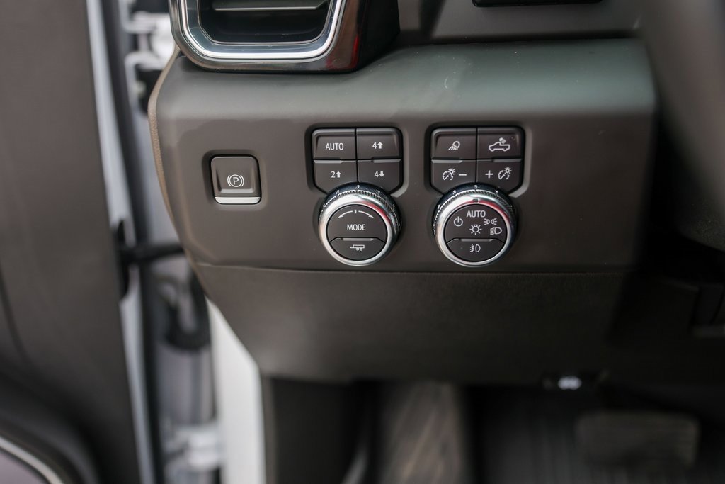 Used 2024 GMC Sierra 2500 Denali w/ Denali Reserve Package image 17