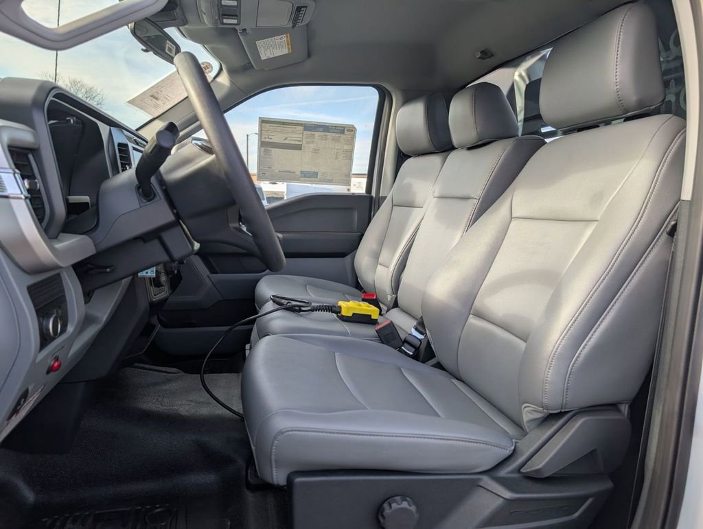 New 2025 Ford F350 XL w/ Snow Plow Prep Package image 21