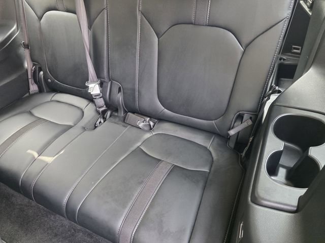 Used 2025 Honda Pilot Touring image 27