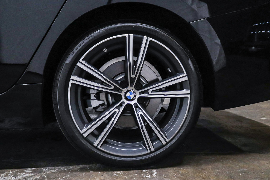 Used 2023 BMW 330i Sedan w/ Driving Assistance Package RWD image 12