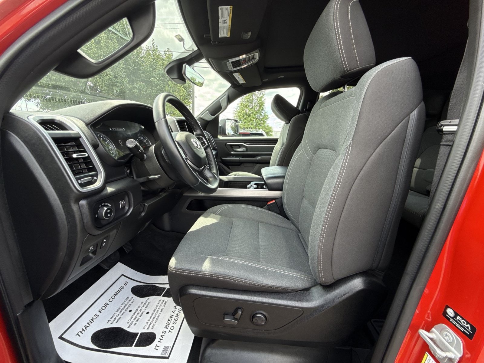 Used 2022 RAM 1500 Big Horn AWD/4WD image 13