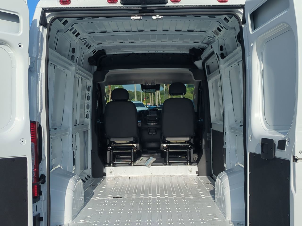 New 2026 RAM ProMaster 2500 w/ Safety Group FWD image 12