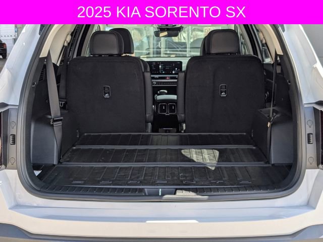 Used 2025 Kia Sorento SX image 29
