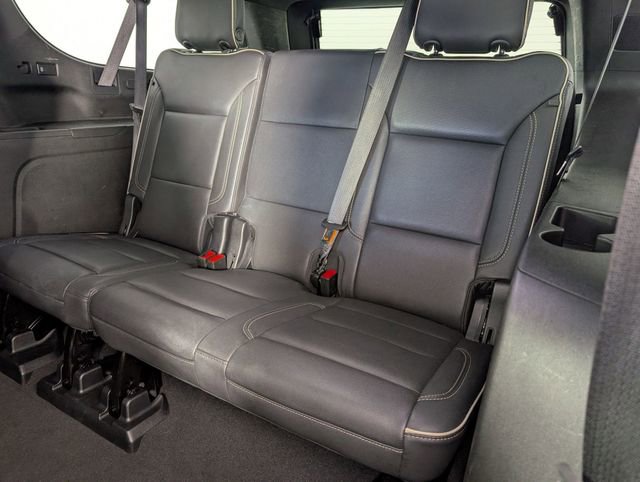 Certified 2023 Chevrolet Suburban Premier image 29