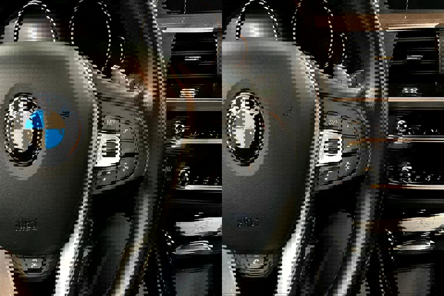 Used 2019 BMW X3 xDrive30i w/ Driving Assistance Package image 21