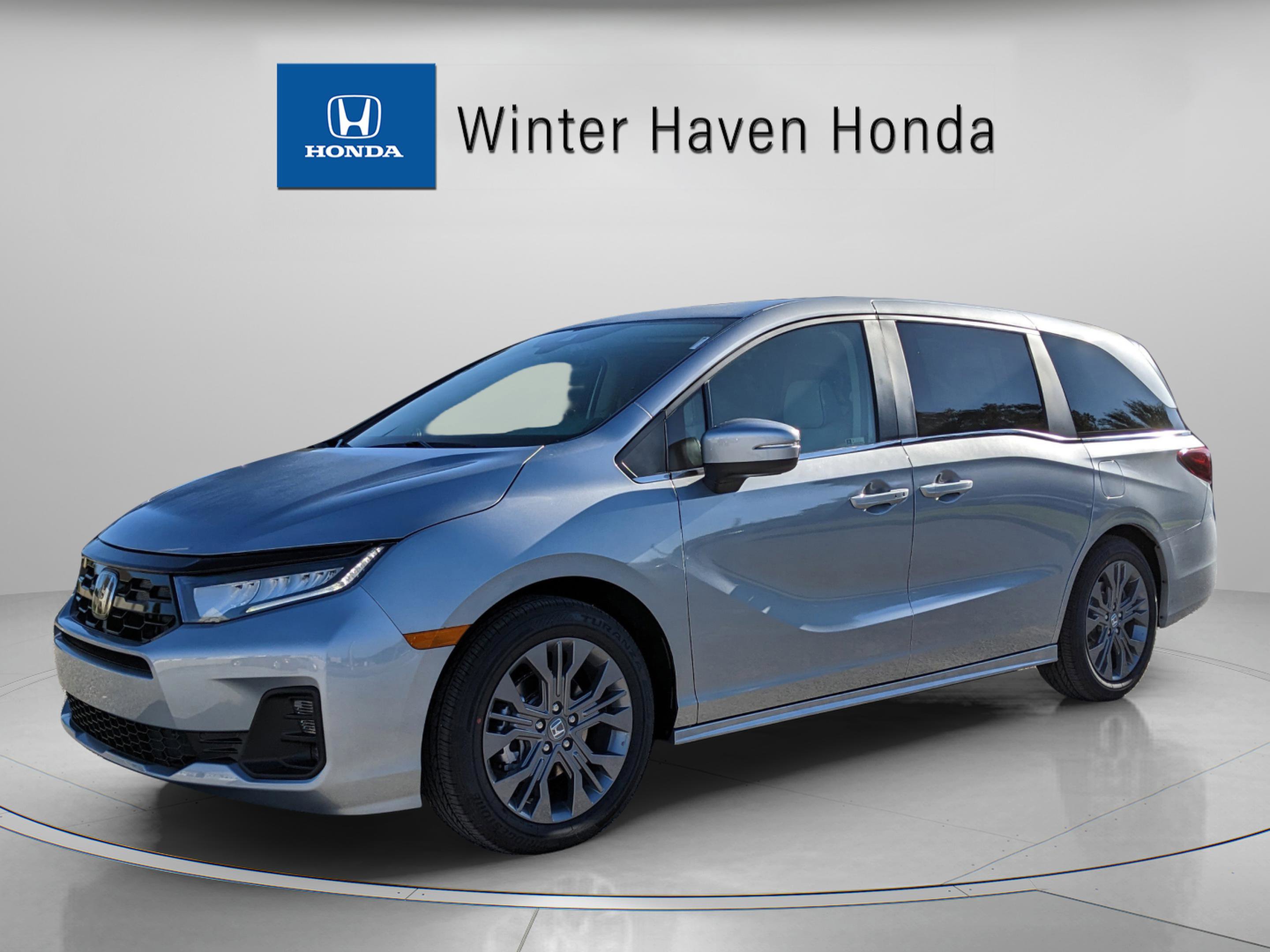 New 2026 Honda Odyssey Touring image 3