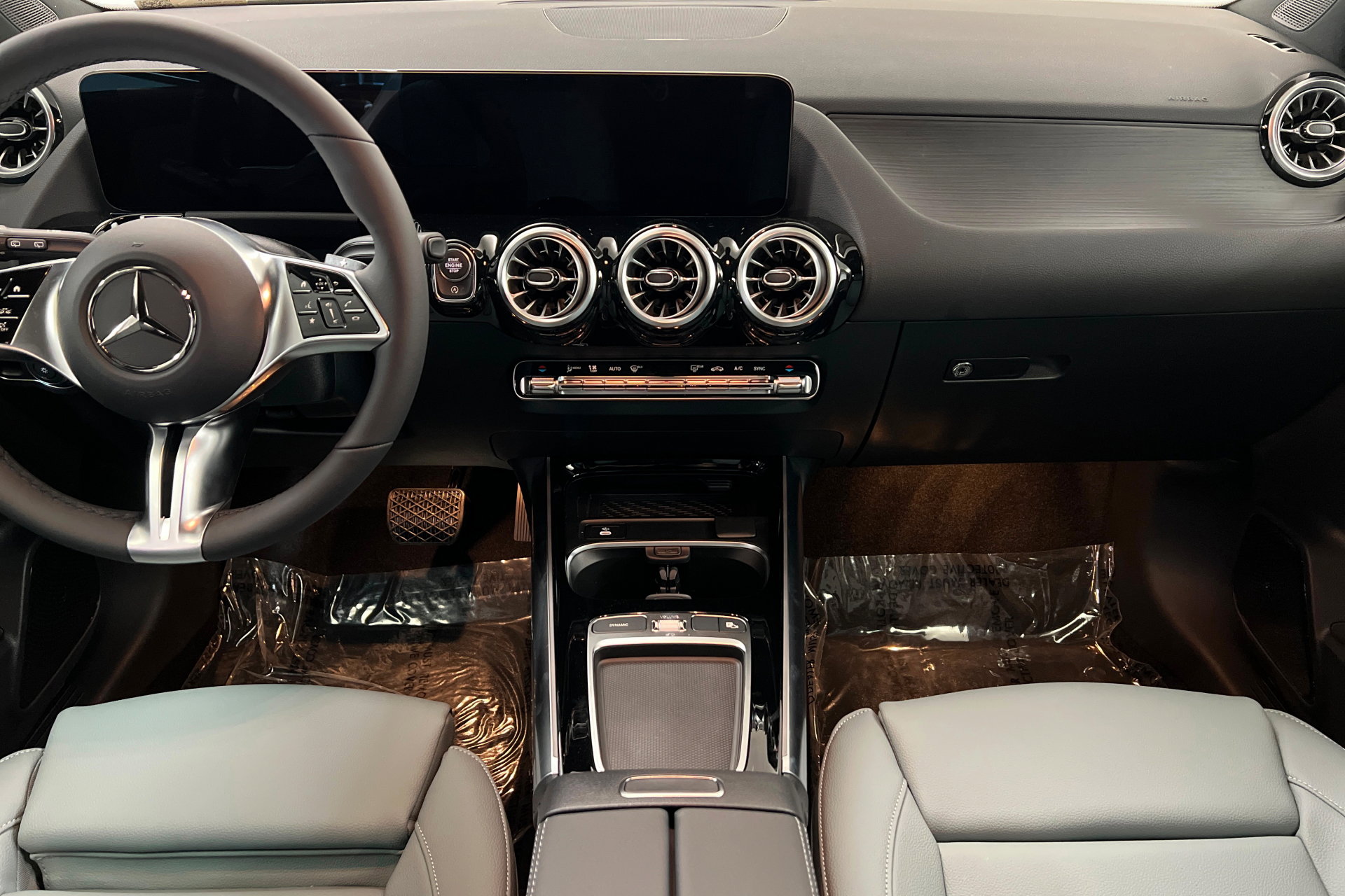 New 2026 Mercedes-Benz GLA 250 4MATIC image 13
