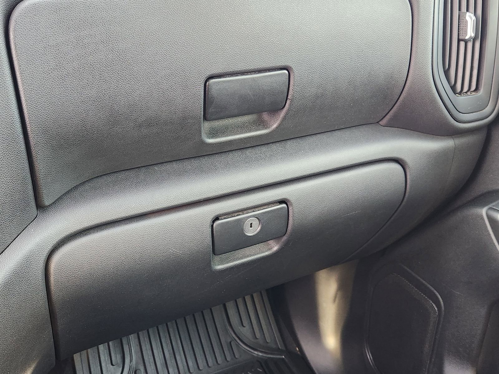 Used 2023 GMC Sierra 1500 Pro w/ Graphite Edition image 23