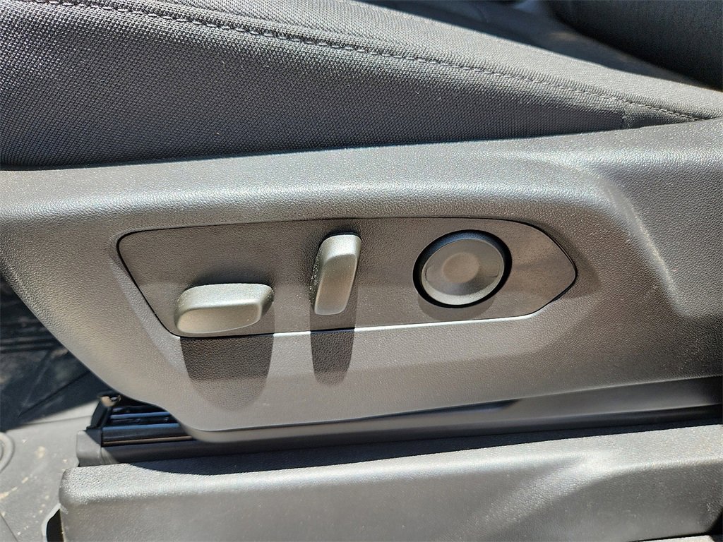 New 2025 Chevrolet Silverado 1500 RST w/ Rally Edition image 16