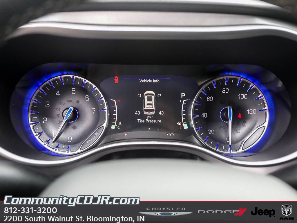 New 2026 Chrysler Voyager LX FWD image 13