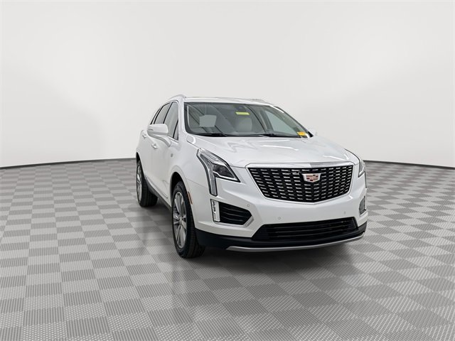 Certified 2025 Cadillac XT5 Premium Luxury image 2