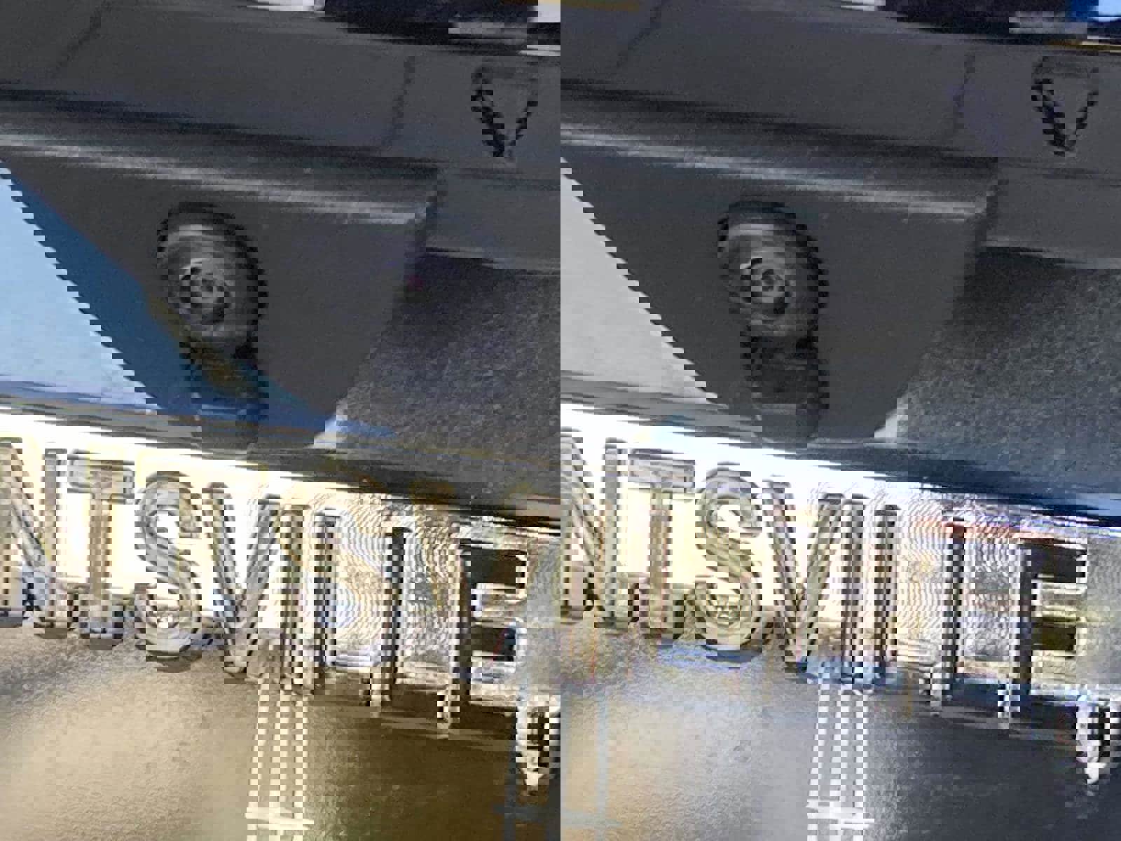 Used 2022 Ford Expedition Limited RWD image 4