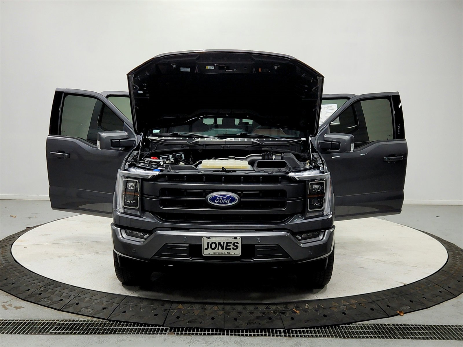 Used 2023 Ford F150 Lariat w/ Equipment Group 502A High image 10