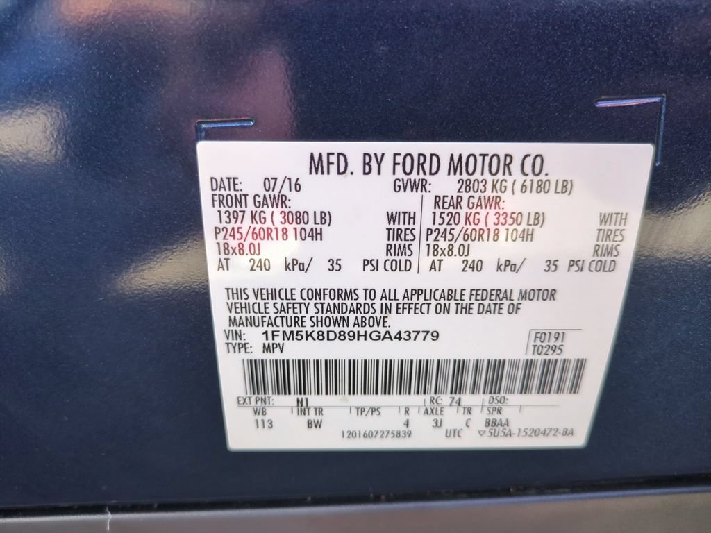 Used 2017 Ford Explorer XLT w/ Equipment Group 202A AWD/4WD image 29