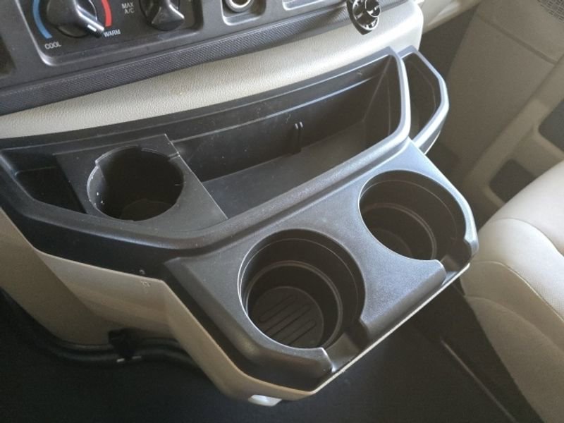 Used 2014 Ford E-450 and Econoline 450 Super Duty w/ Motorhome Prep Package image 16