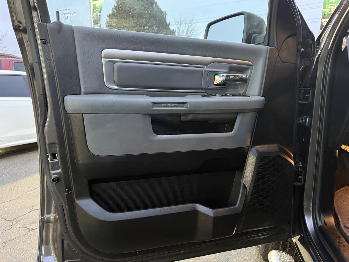 Used 2015 RAM 1500 Big Horn image 16
