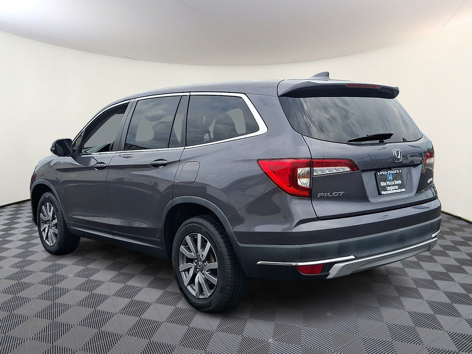 Used 2021 Honda Pilot EX image 5