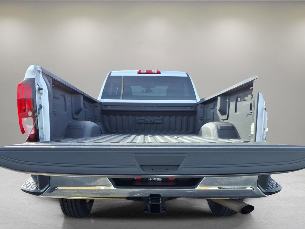 Used 2022 GMC Sierra 3500 Pro w/ Convenience Package AWD/4WD image 3