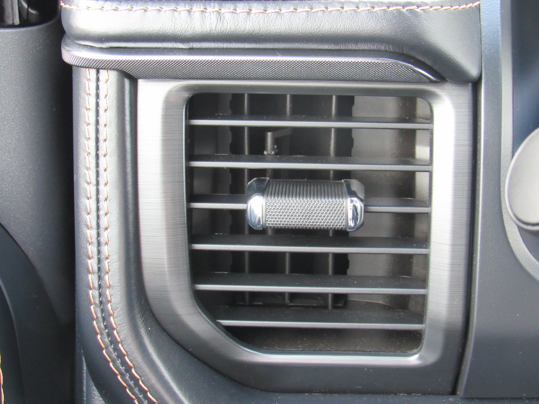 Used 2022 Ford Expedition Platinum AWD/4WD image 19