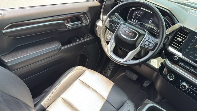 Used 2024 GMC Sierra 1500 SLT AWD/4WD image 26