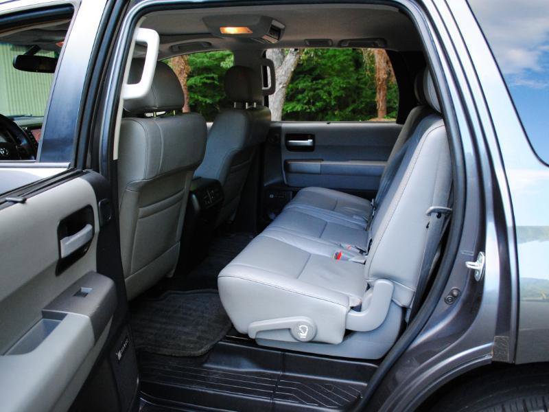 Used 2013 Toyota Sequoia Limited AWD/4WD image 6