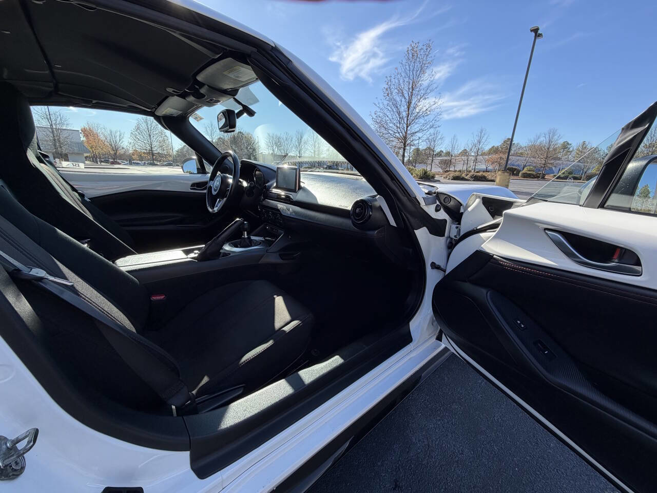 Used 2017 MAZDA MX-5 Miata RF Club w/ Brembo/BBS Package image 16