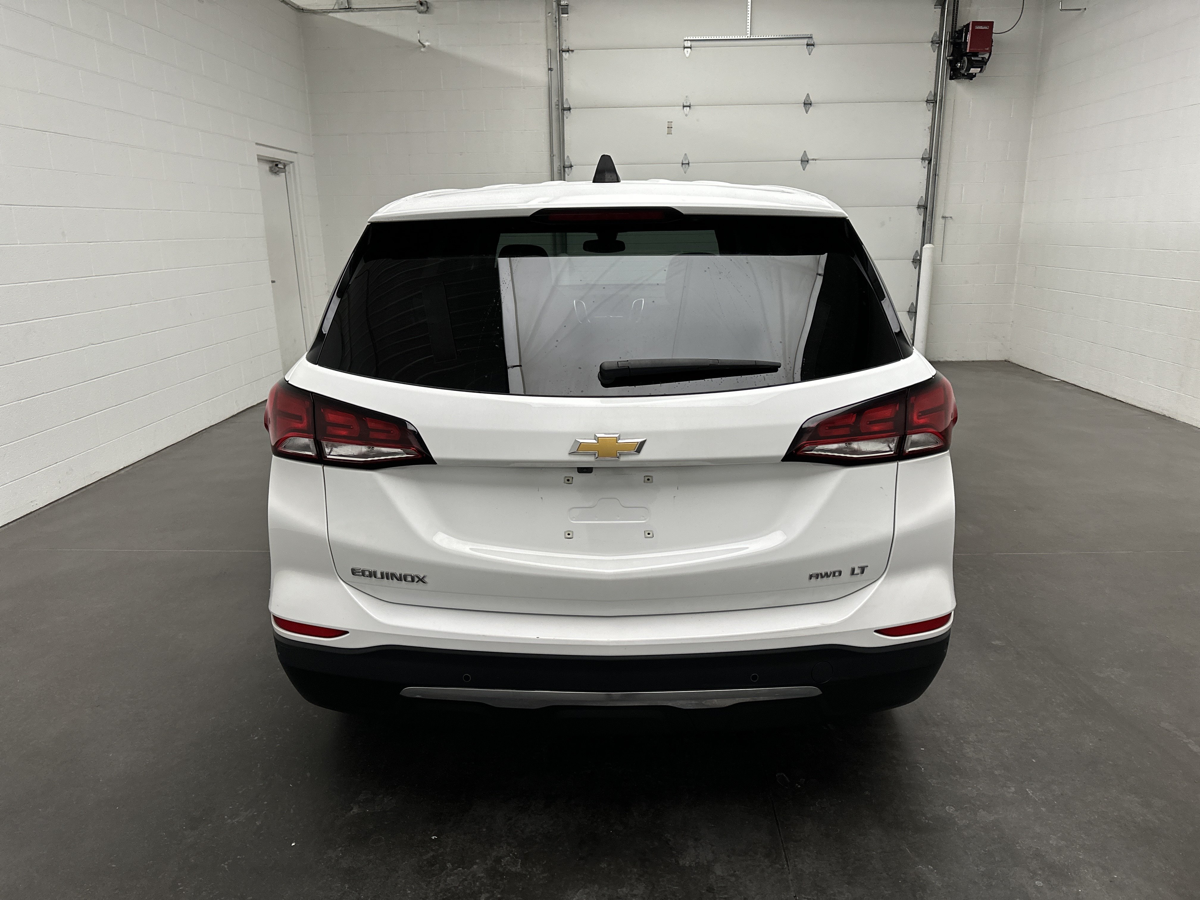 Used 2023 Chevrolet Equinox LT w/ LPO, Floor Liner Package AWD/4WD image 9