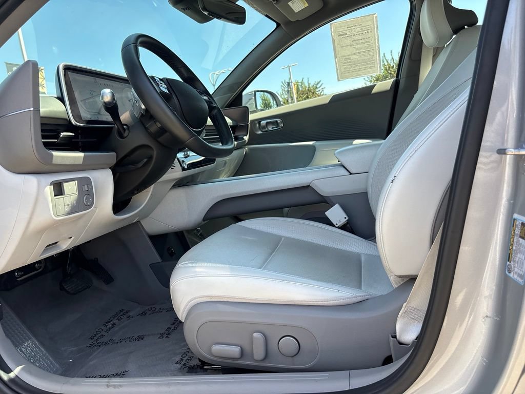 Used 2024 Hyundai Ioniq 6 SEL RWD image 11