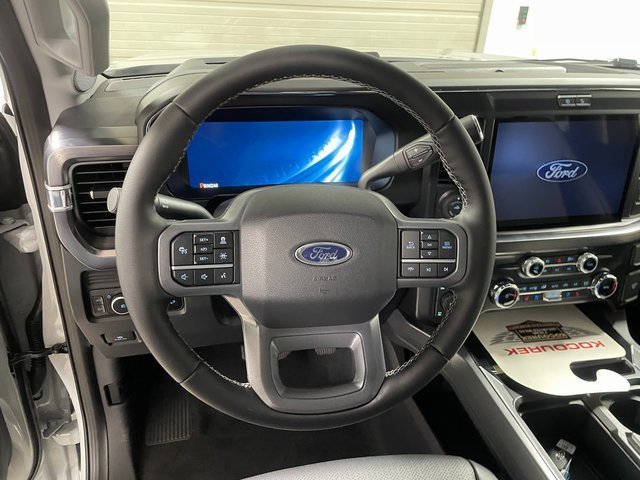 New 2025 Ford F350 Lariat w/ Lariat Ultimate Package image 13