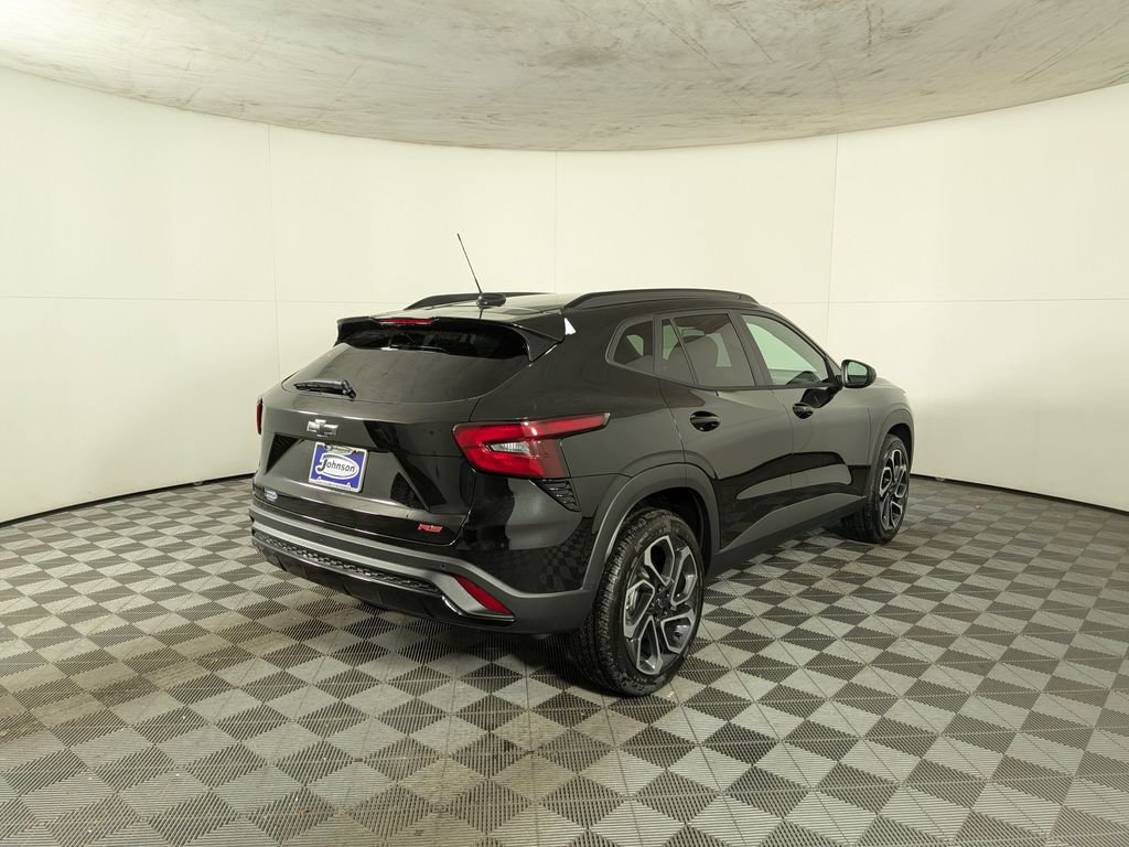 New 2026 Chevrolet Trax RS w/ Sunroof Package image 7
