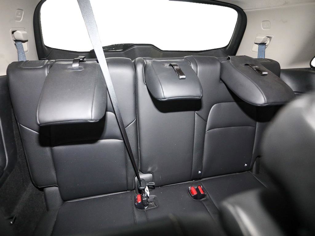 Used 2022 Nissan Pathfinder SL image 25