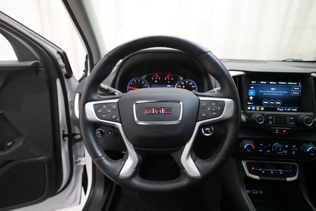 Used 2023 GMC Terrain SLT w/ Elevation Edition AWD/4WD image 4