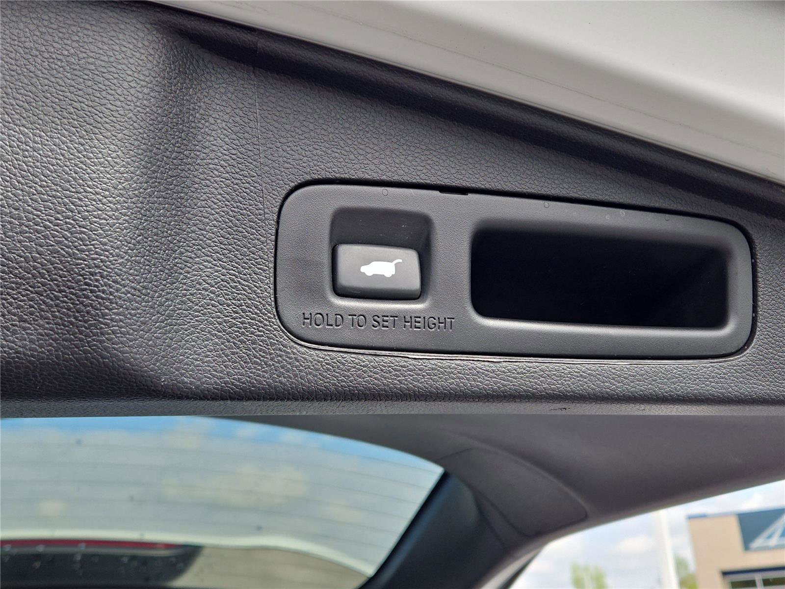 Used 2021 Honda CR-V Touring image 33