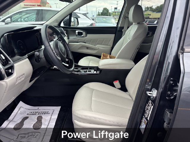 Used 2023 Kia Sorento SX AWD/4WD image 13