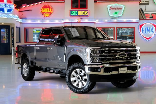 Used 2025 Ford F250 Lariat w/ Chrome Package