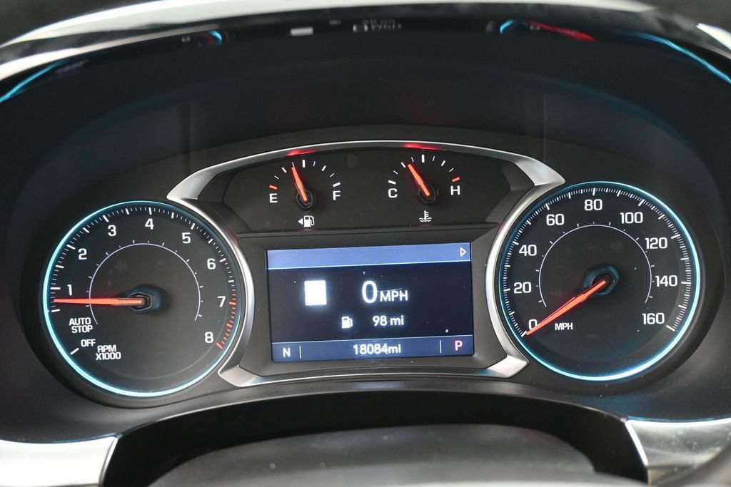 Used 2023 Chevrolet Traverse RS FWD image 34