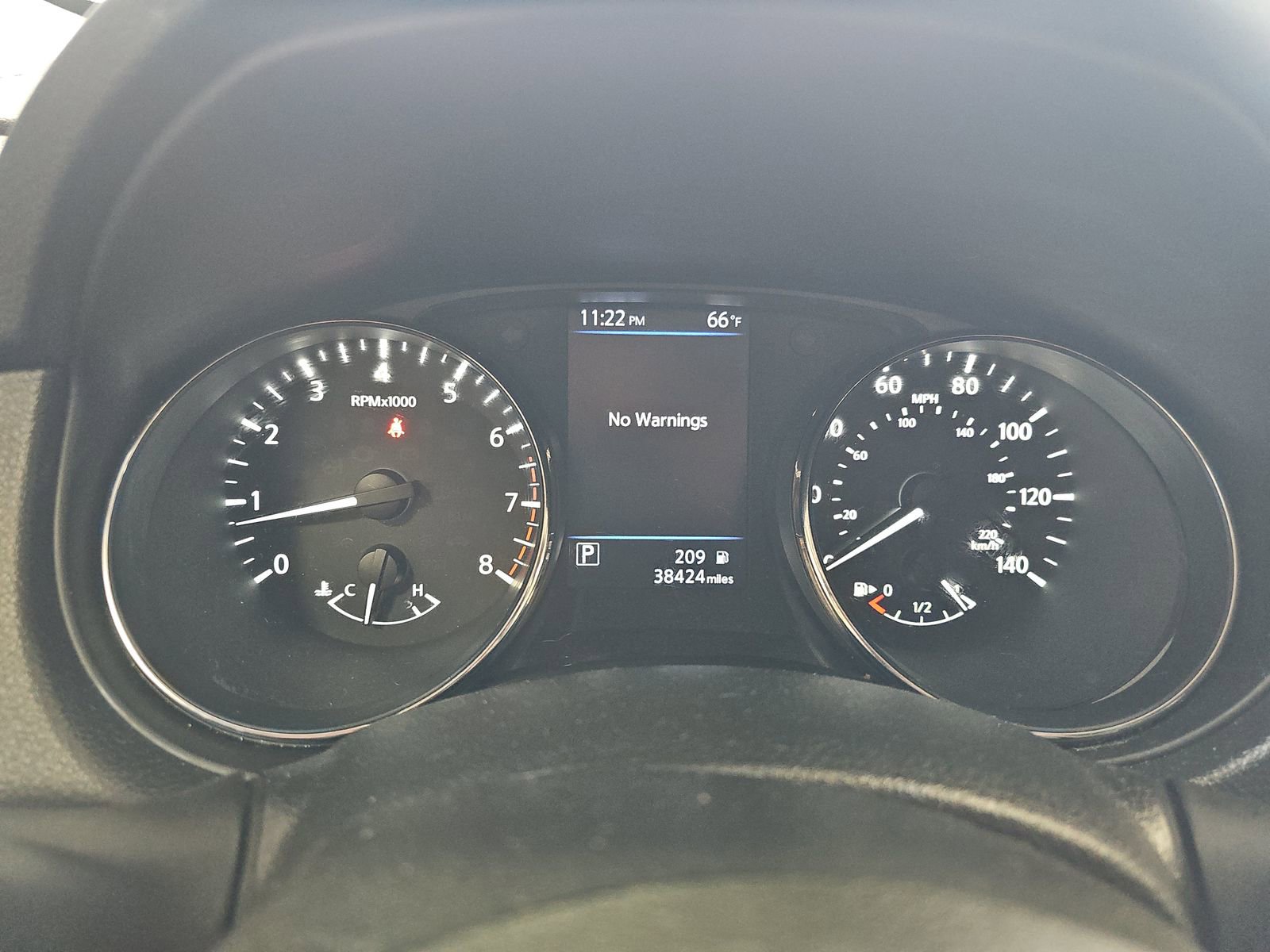 Used 2018 Nissan Rogue SV image 19