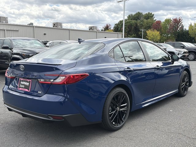 Used 2026 Toyota Camry SE w/ Convenience Package image 5