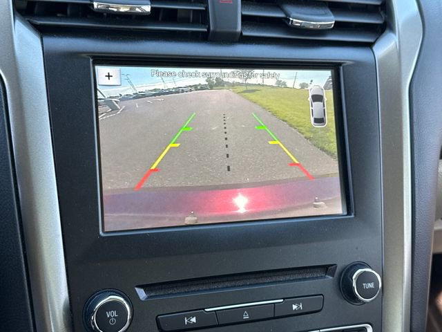 Used 2017 Ford Fusion SE w/ Fusion SE Technology Package FWD image 29