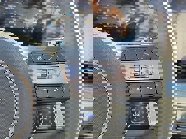 New 2025 Hyundai Kona SEL image 5