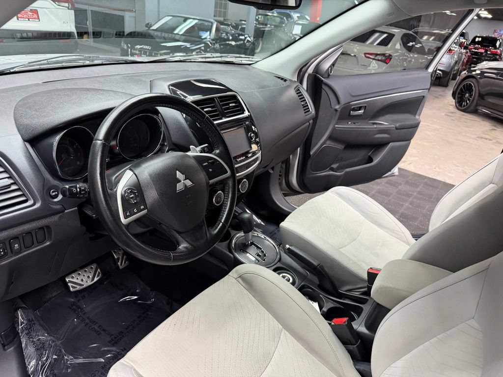 Used 2015 Mitsubishi Outlander Sport GT AWD/4WD image 30