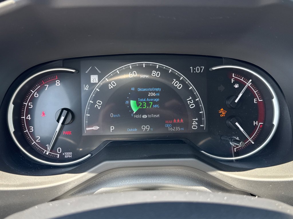 Used 2024 Toyota RAV4 XLE FWD image 9