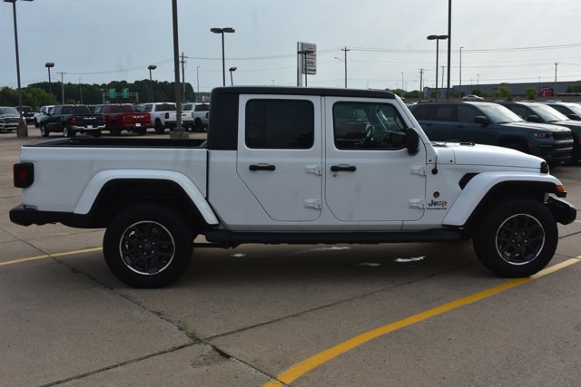 Used 2023 Jeep Gladiator Overland w/ Cold Weather Group AWD/4WD image 4